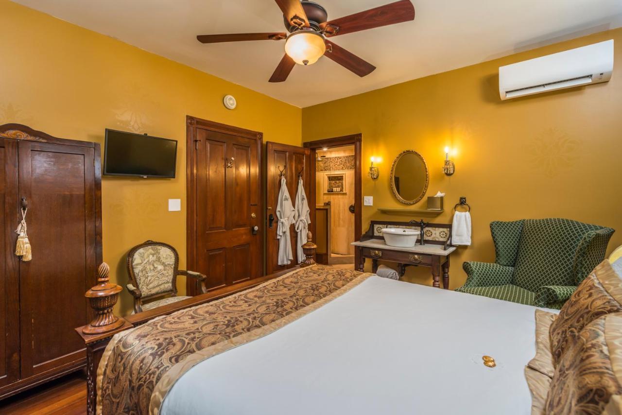 Carriage Way Inn Bed & Breakfast Adults Only - 21 Years Old And Up 圣奥古斯丁 外观 照片