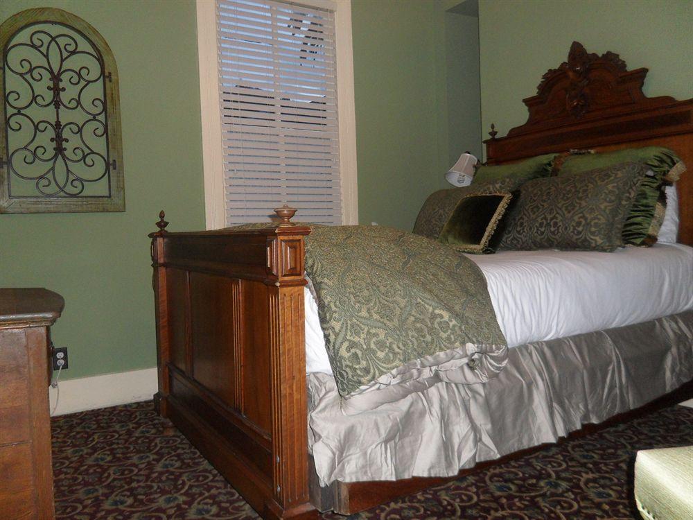Carriage Way Inn Bed & Breakfast Adults Only - 21 Years Old And Up 圣奥古斯丁 外观 照片
