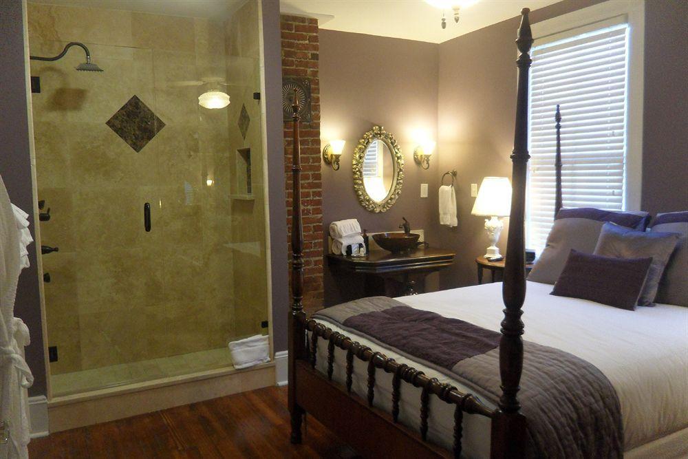Carriage Way Inn Bed & Breakfast Adults Only - 21 Years Old And Up 圣奥古斯丁 外观 照片