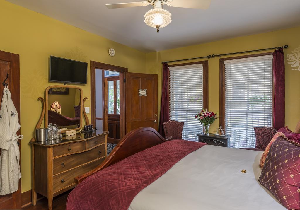 Carriage Way Inn Bed & Breakfast Adults Only - 21 Years Old And Up 圣奥古斯丁 外观 照片
