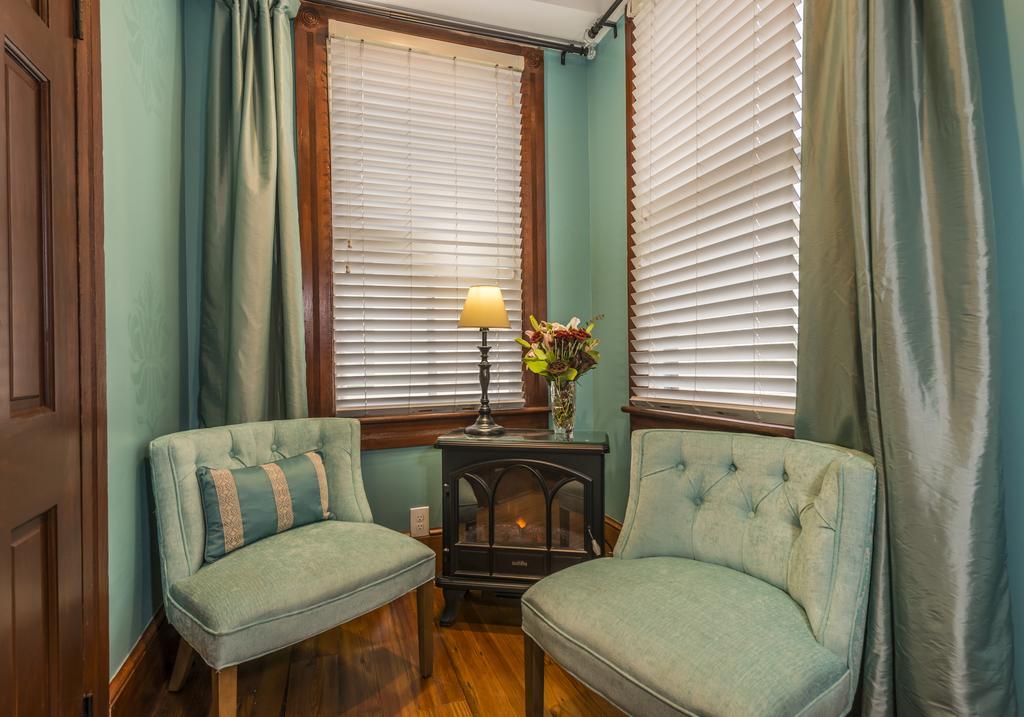 Carriage Way Inn Bed & Breakfast Adults Only - 21 Years Old And Up 圣奥古斯丁 外观 照片